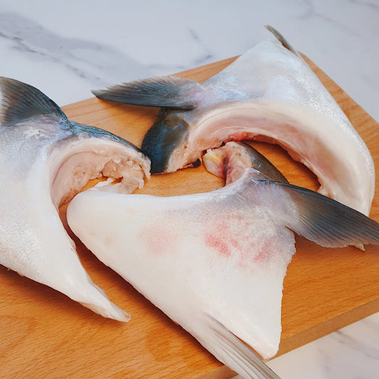 Japan Frozen Winter Hamachi Collar 250grams